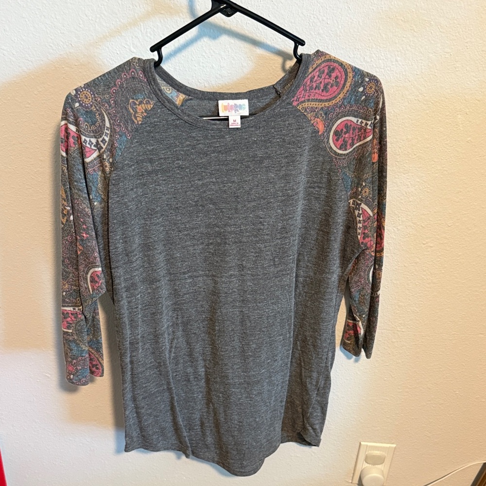 LuLaRoe Gray Randy tee with Paisley Accents
